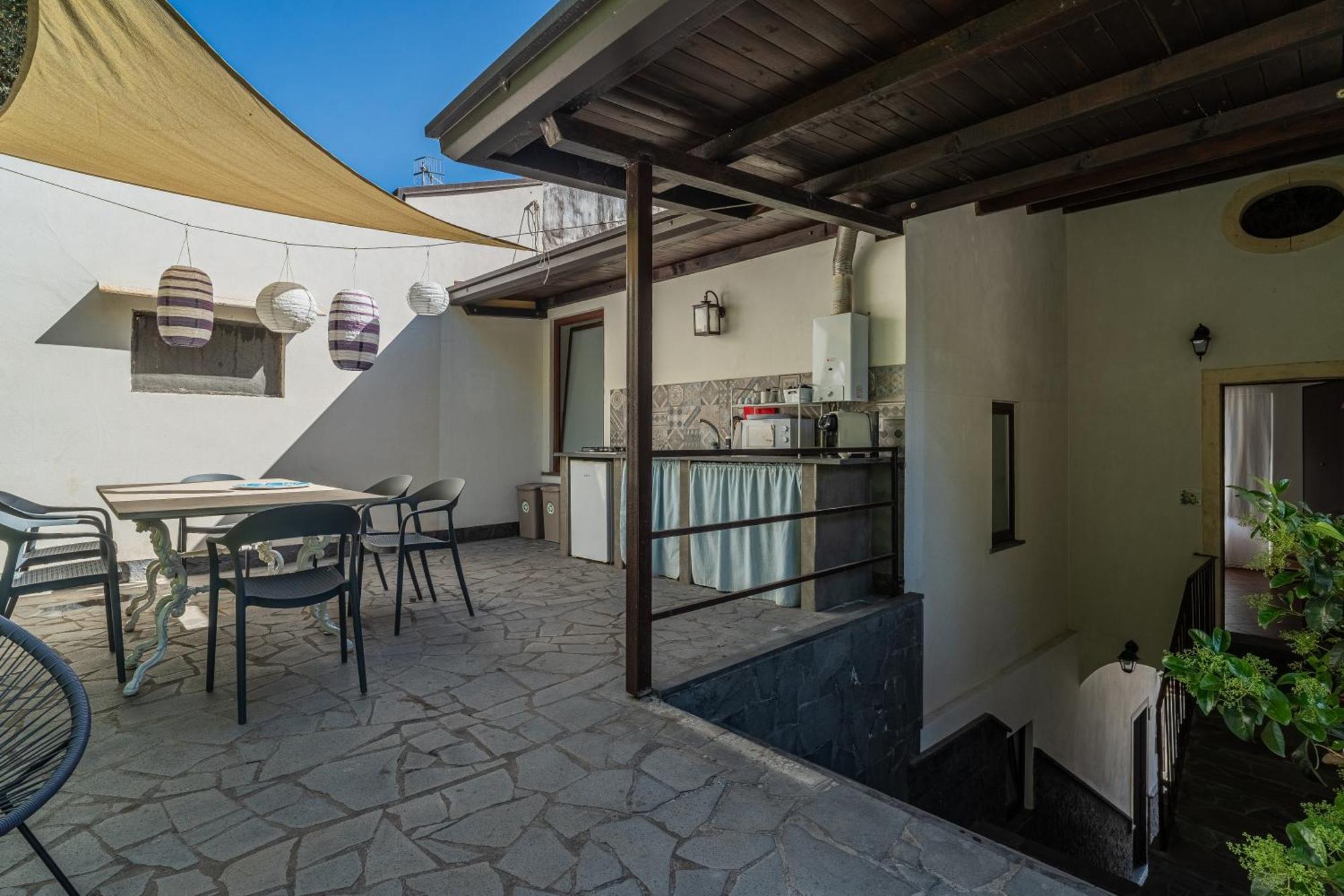 Отель Casa Scala Ачиреале Экстерьер фото